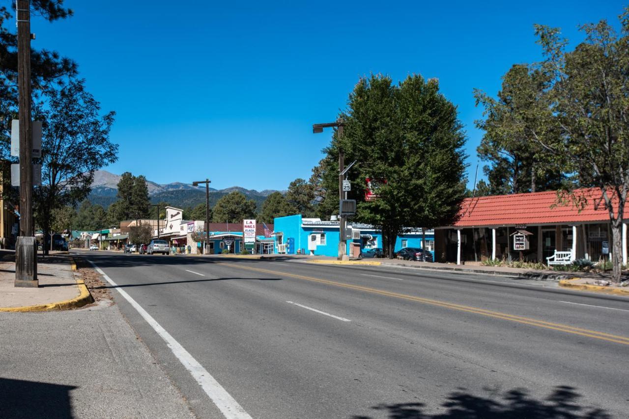 Apache Village 7, Queen Bed, Midtown, Sleeps 2 Ruidoso Exterior foto